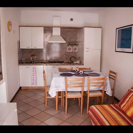 Great Flat In A With Pool In Rosolina Apartment *