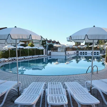 Great Flat In A With Pool In Rosolina Rosolina Mare