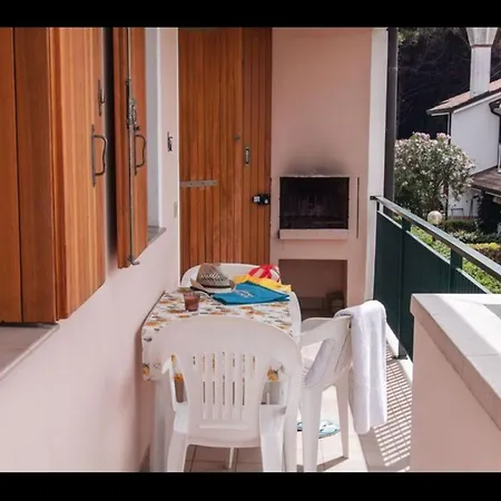 Great Flat In A With Pool In Rosolina Rosolina Mare
